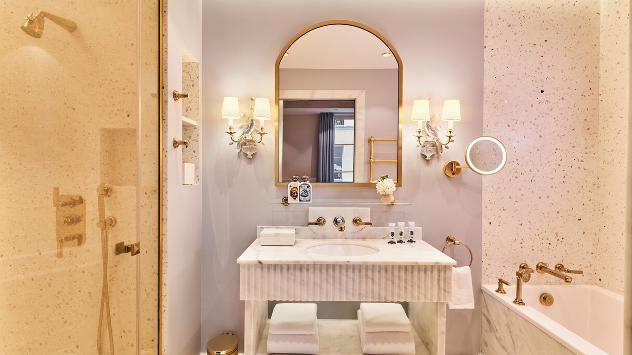 Photo of Bathroom in Quartier de la Place-Vendome