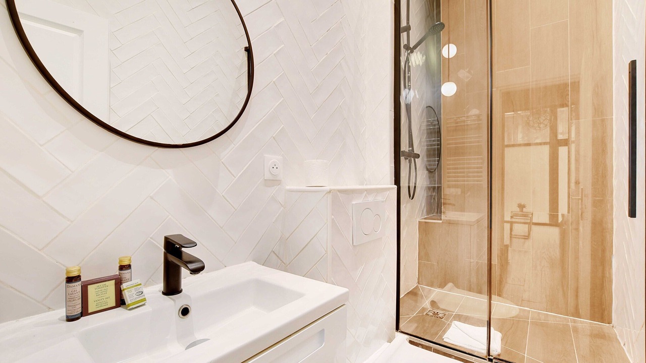 Photo of Bathroom in 12th Arrondissement