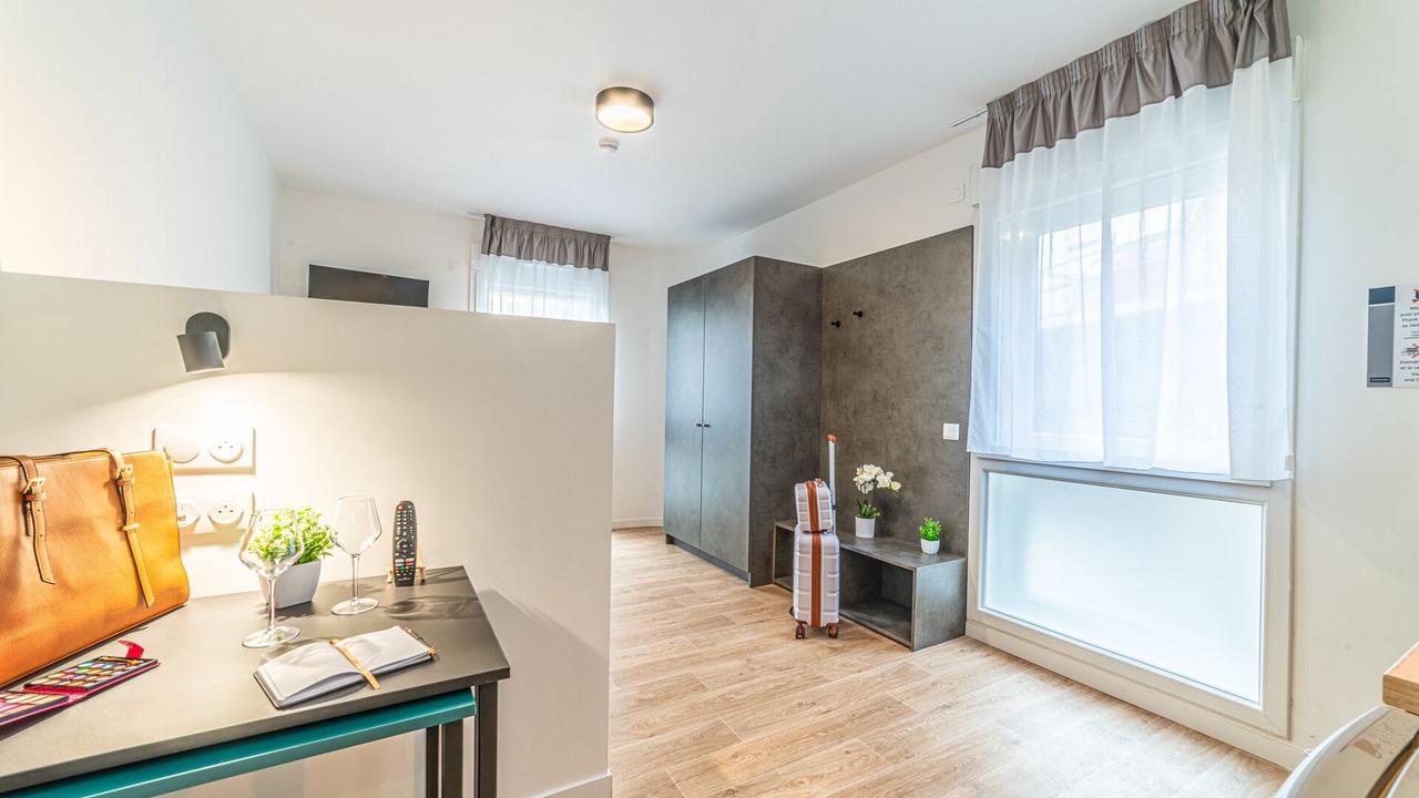 Photo of Bedroom in Noisy-le-Sec