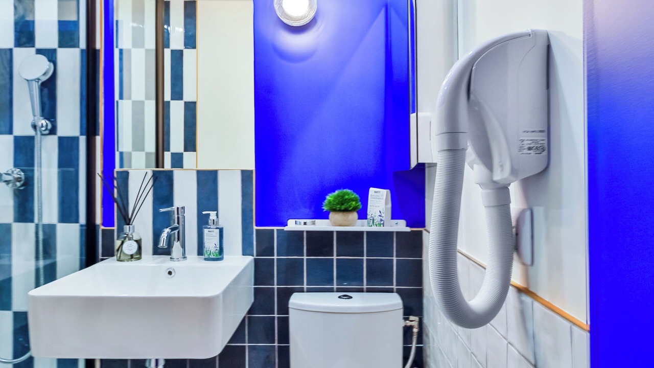 Photo of Bathroom in Quartier de la Place-Vendome