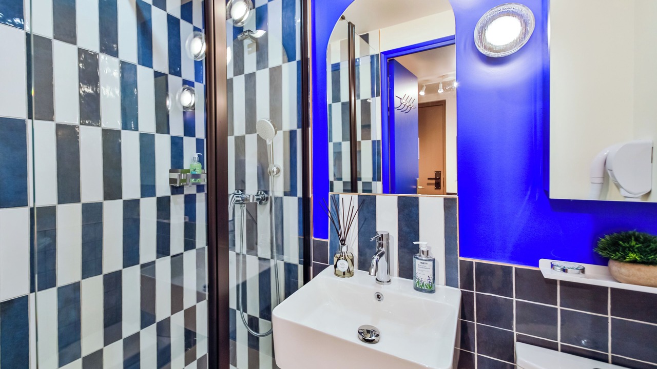 Photo of Bathroom in Quartier de la Place-Vendome