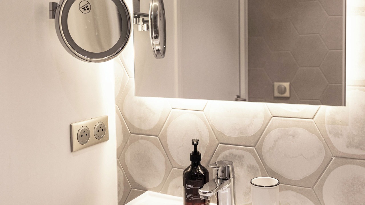 Photo of Bathroom in 9th Arrondissement