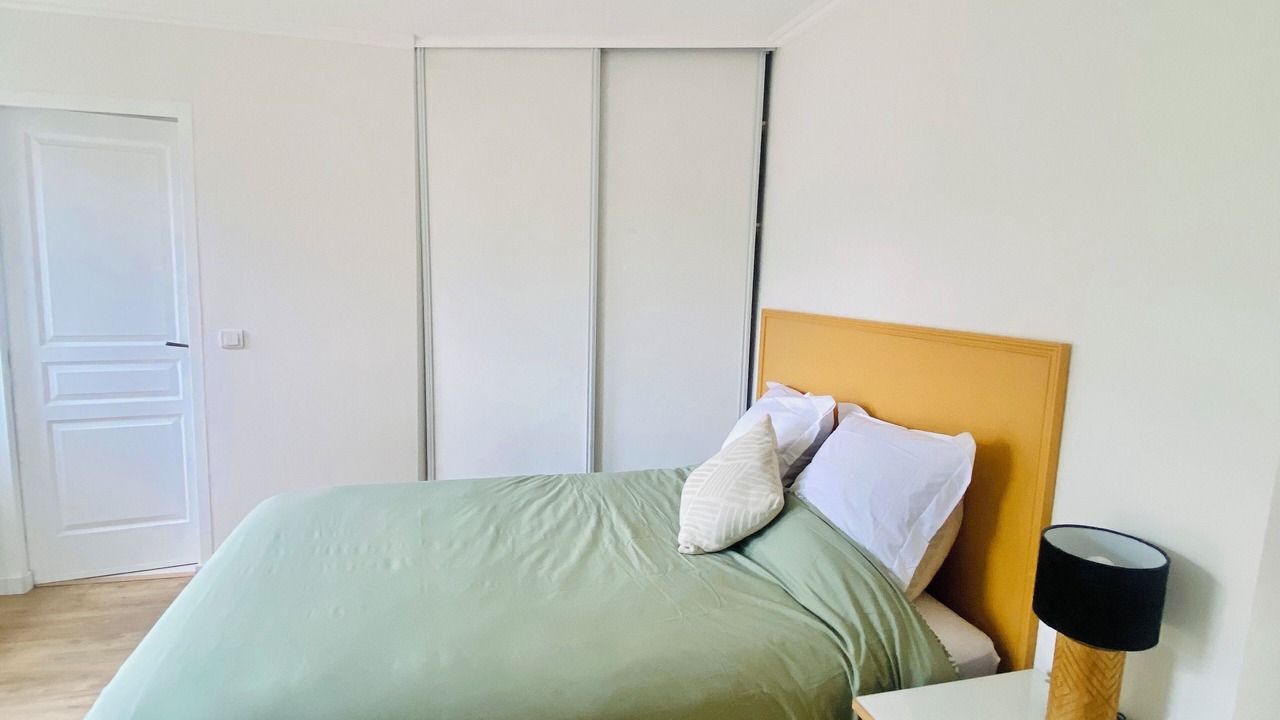 Photo of Bedroom in Neuilly-Plaisance