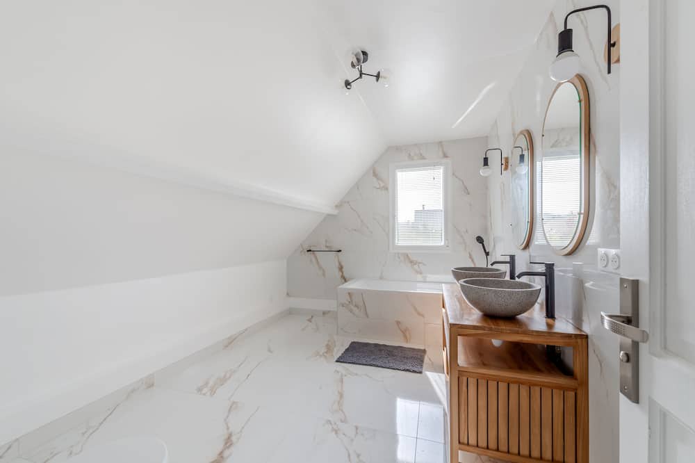 Photo of Bathroom in Chalifert