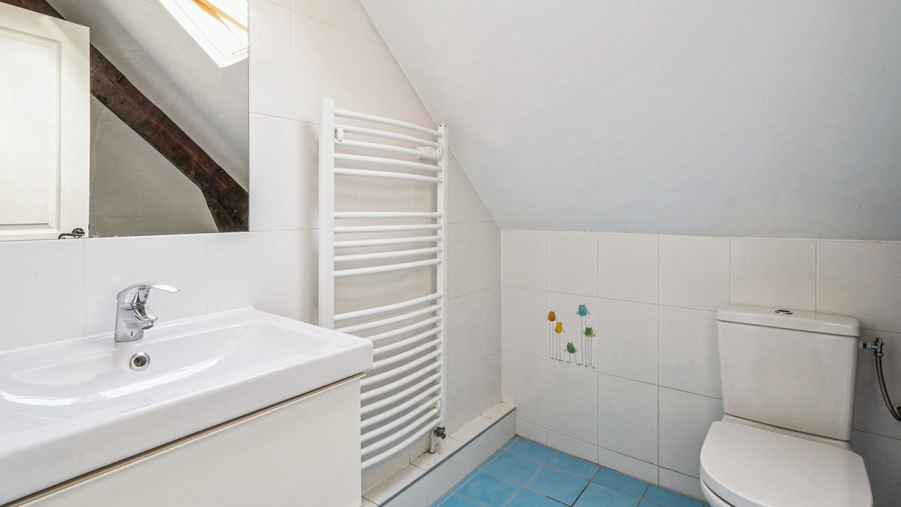 Photo of Bathroom in Asnieres-sur-Seine