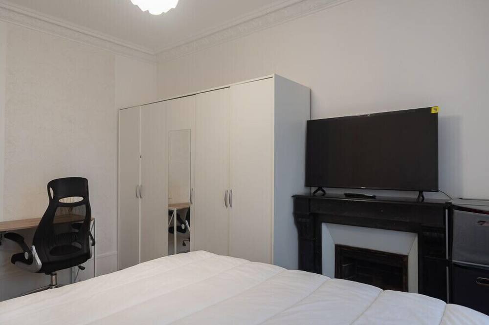 Photo of Bedroom in Gare