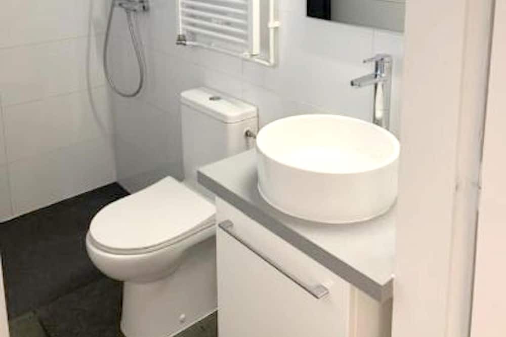 Photo of Bathroom in La Courneuve