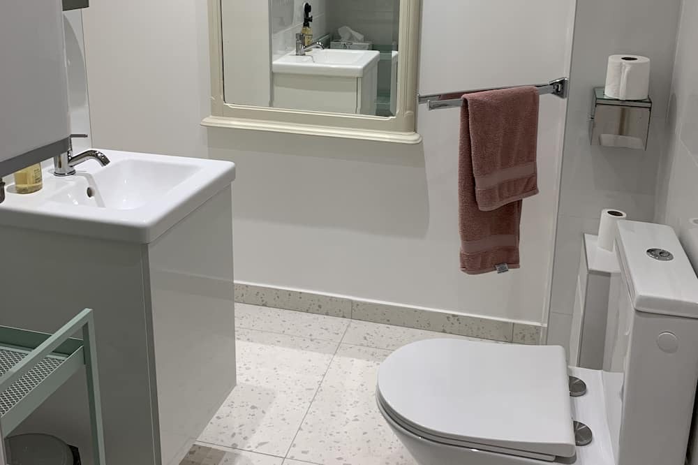 Photo of Bathroom in 16th Arrondissement