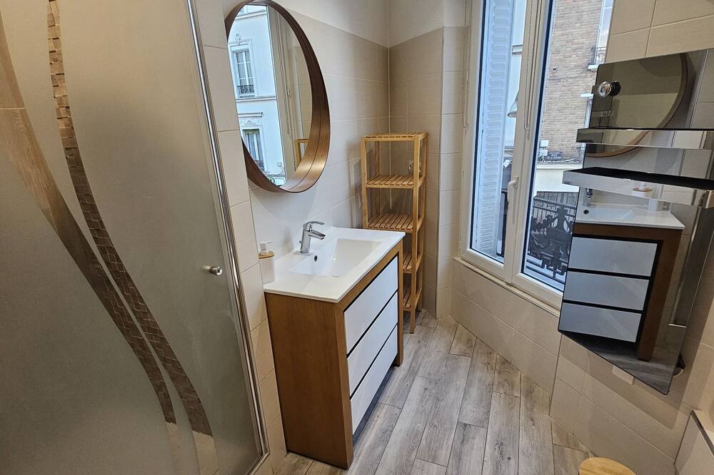 Photo of Bathroom in Le Perreux-sur-Marne