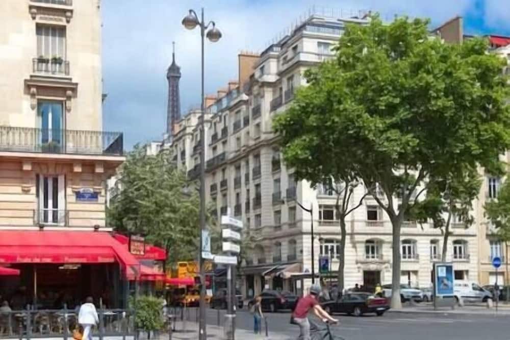 Photo of Outdoor in Grenelle