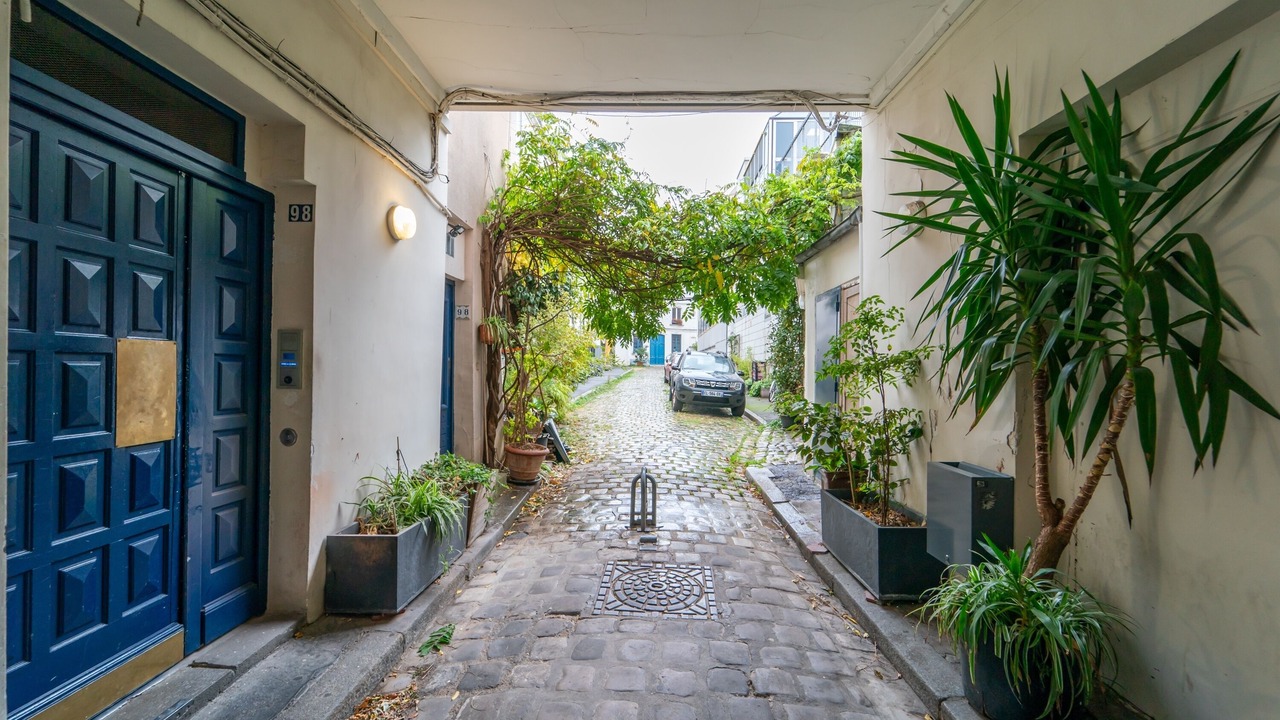 Photo of Outdoor in Quartier Saint-Ambroise