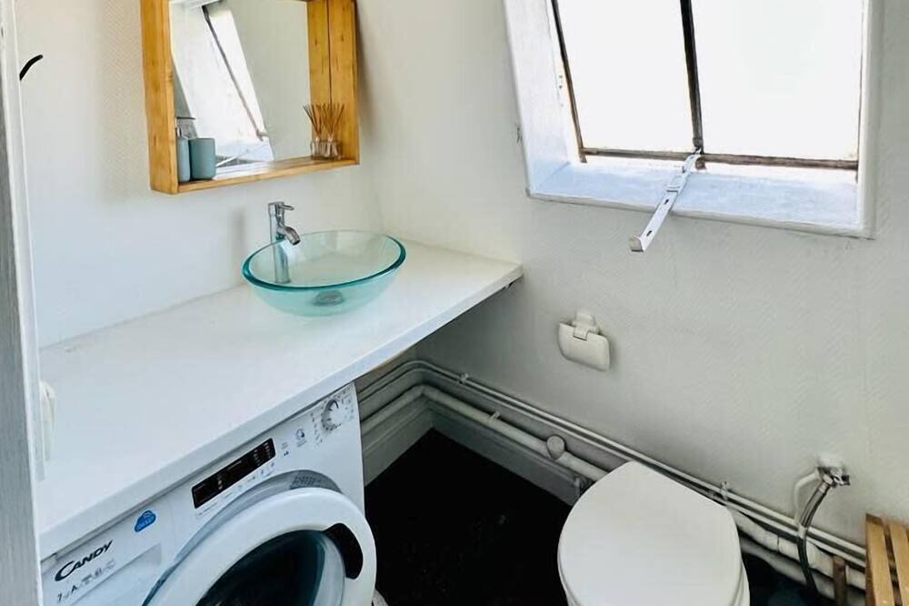 Photo of Bathroom in Neuilly-sur-Seine