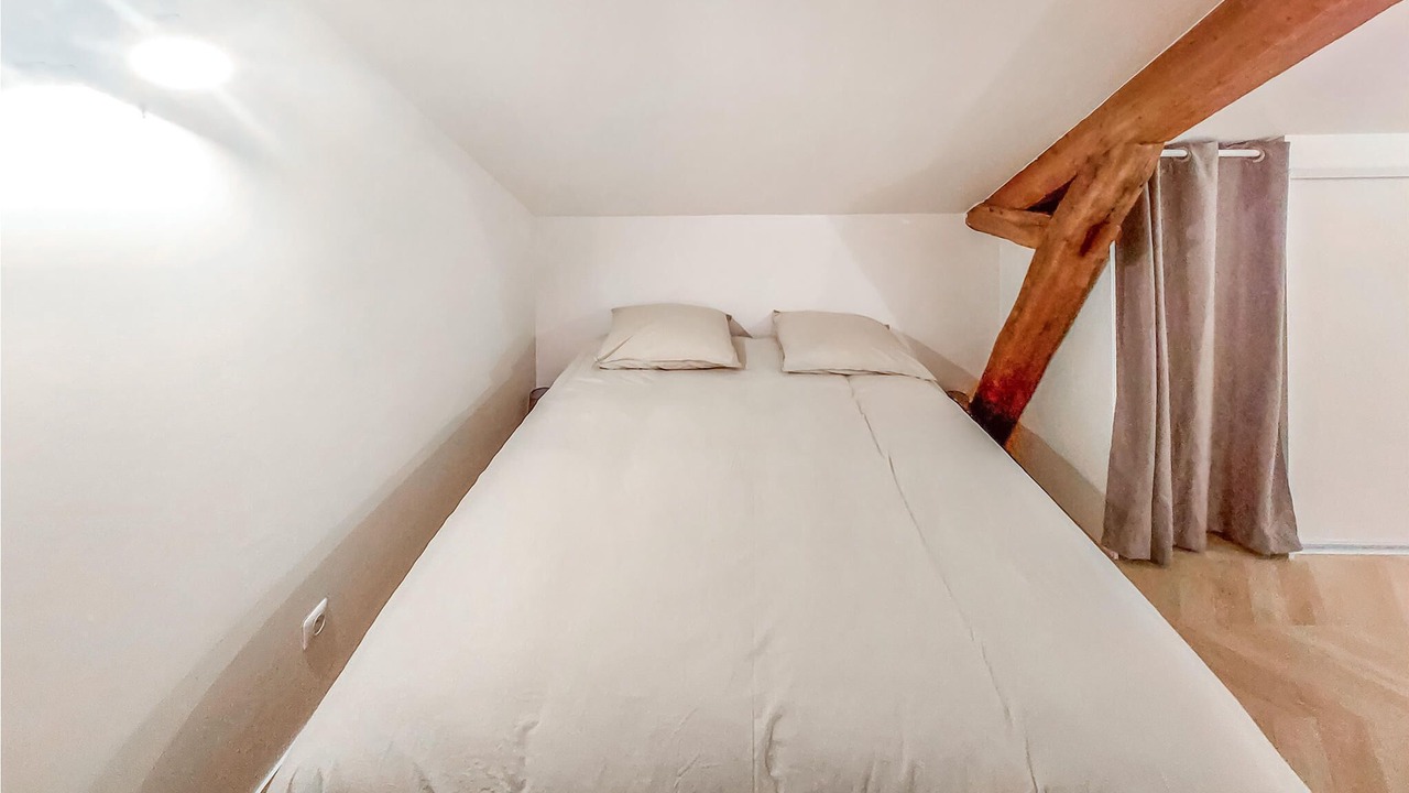 Photo of Bedroom in Esbly