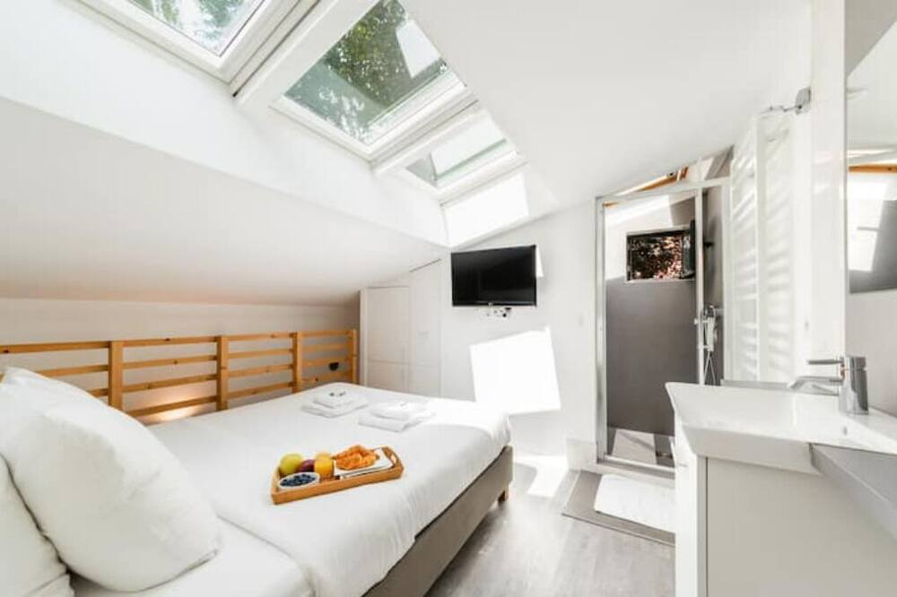 Photo of Bedroom in Arcueil