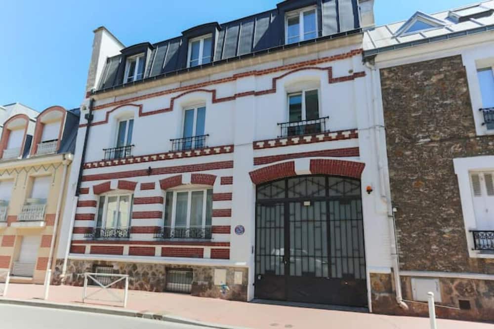 Photo of Outdoor in Arcueil