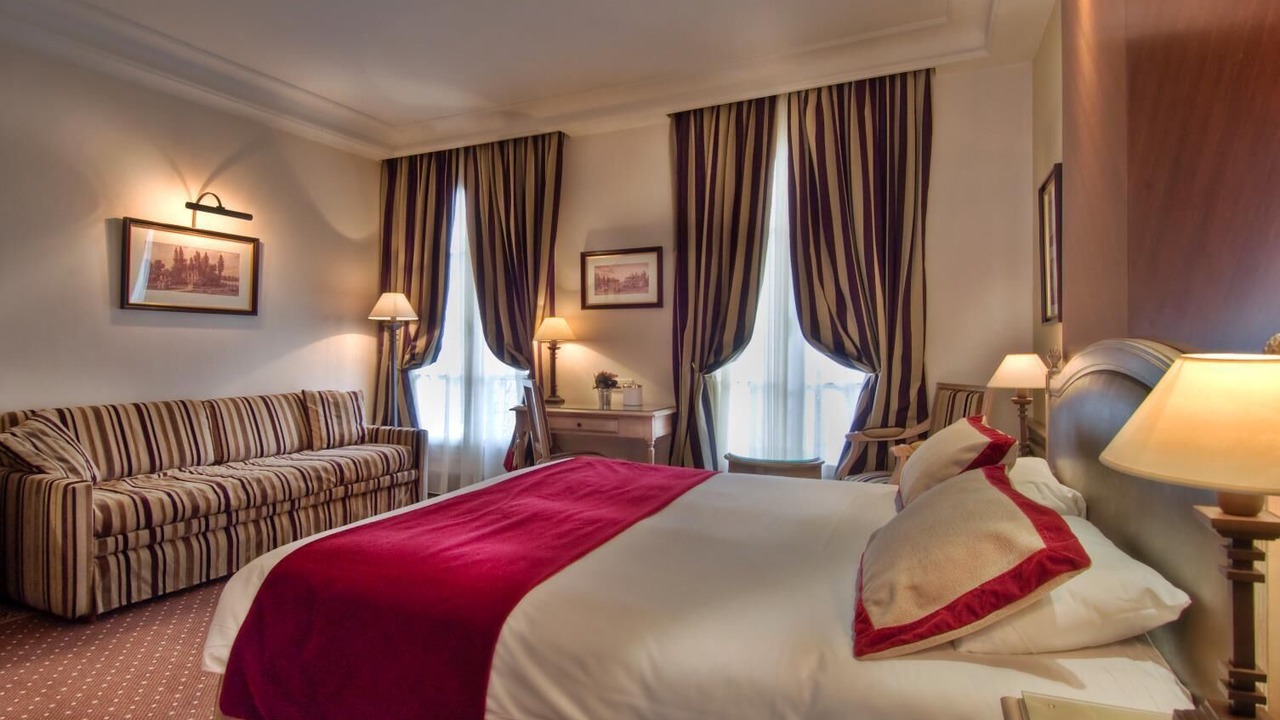 Photo of Bedroom in Passy