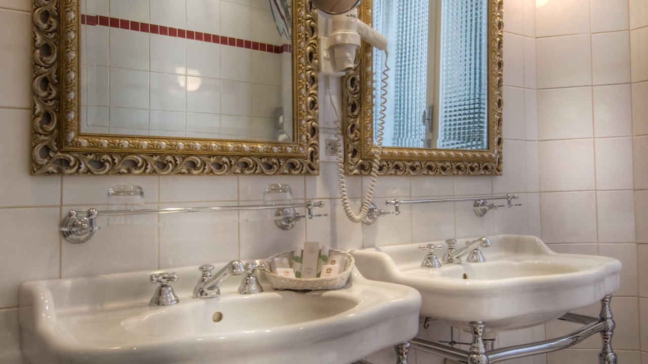 Photo of Bathroom in Passy