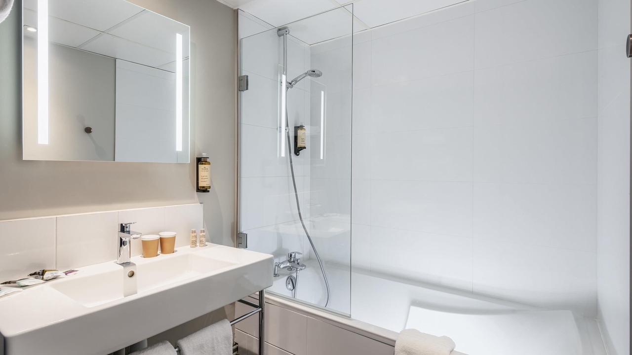 Photo of Bedroom in Saint-Lambert
