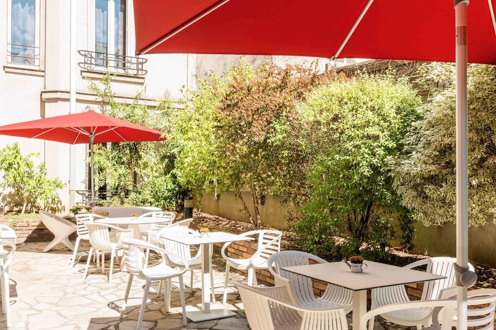 Photo of Patio Balcony in Asnieres-sur-Seine