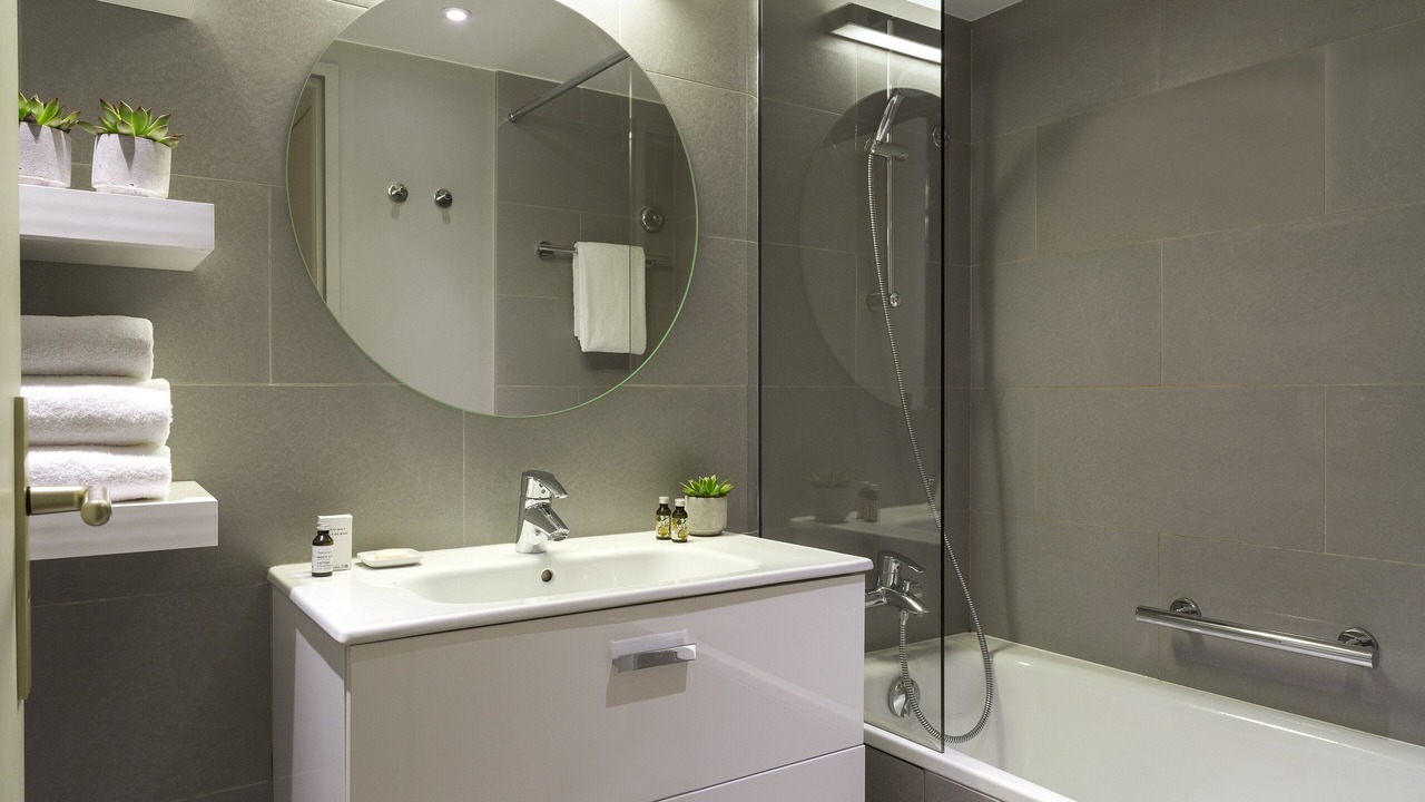 Photo of Bathroom in 13th Arrondissement