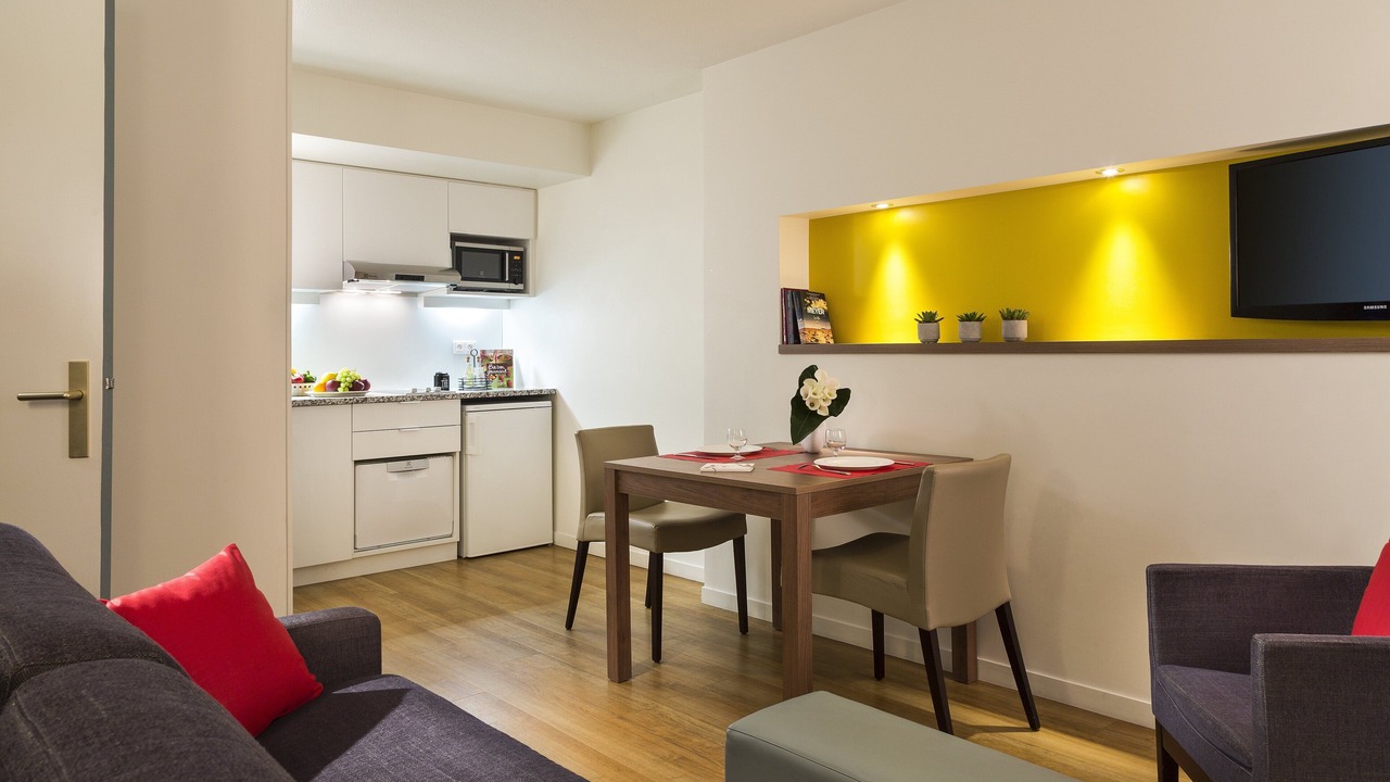 Photo of Bedroom in 13th Arrondissement