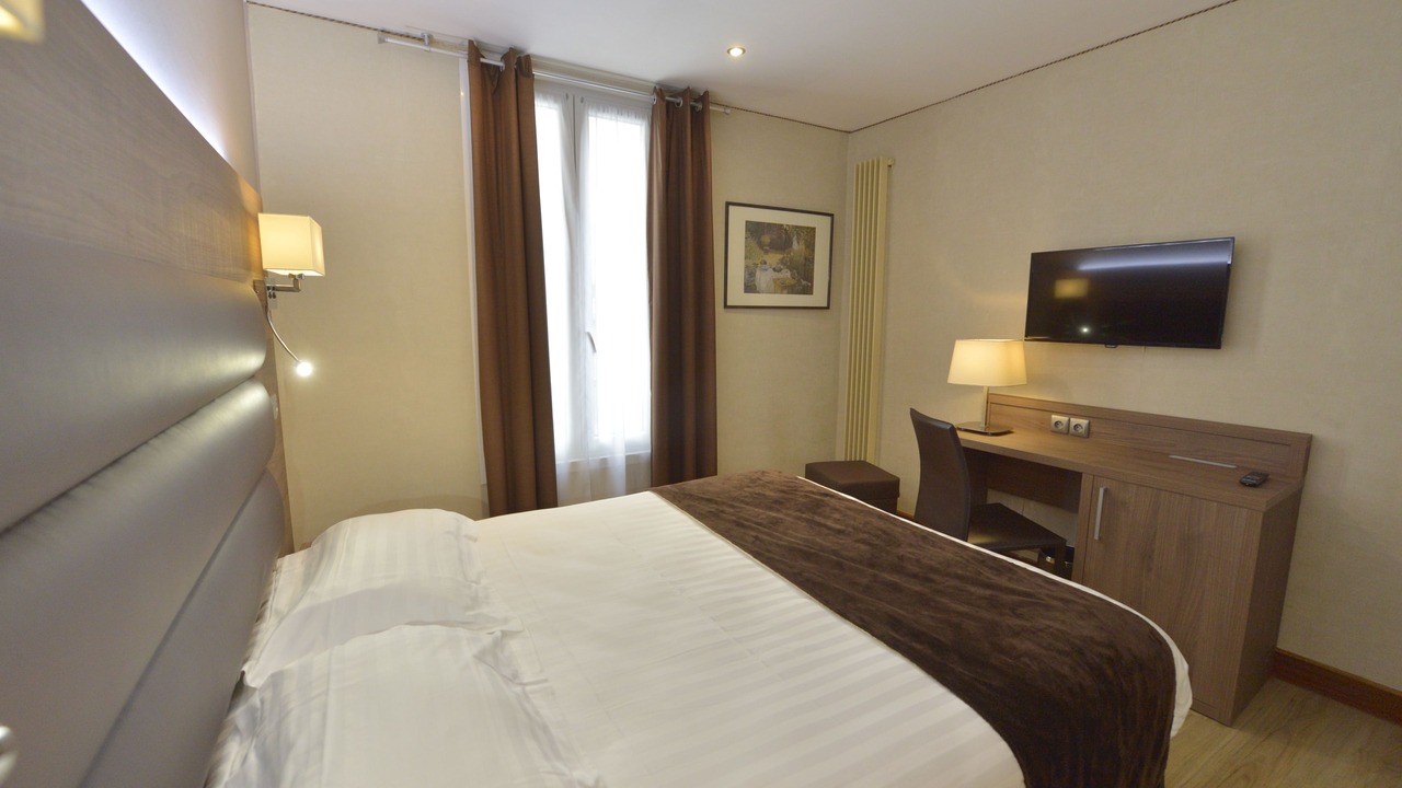 Photo of Bedroom in Montparnasse