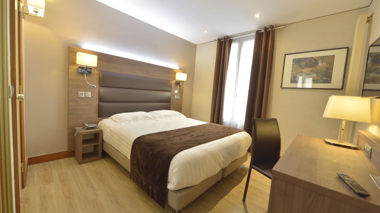 Photo of Bedroom in Montparnasse