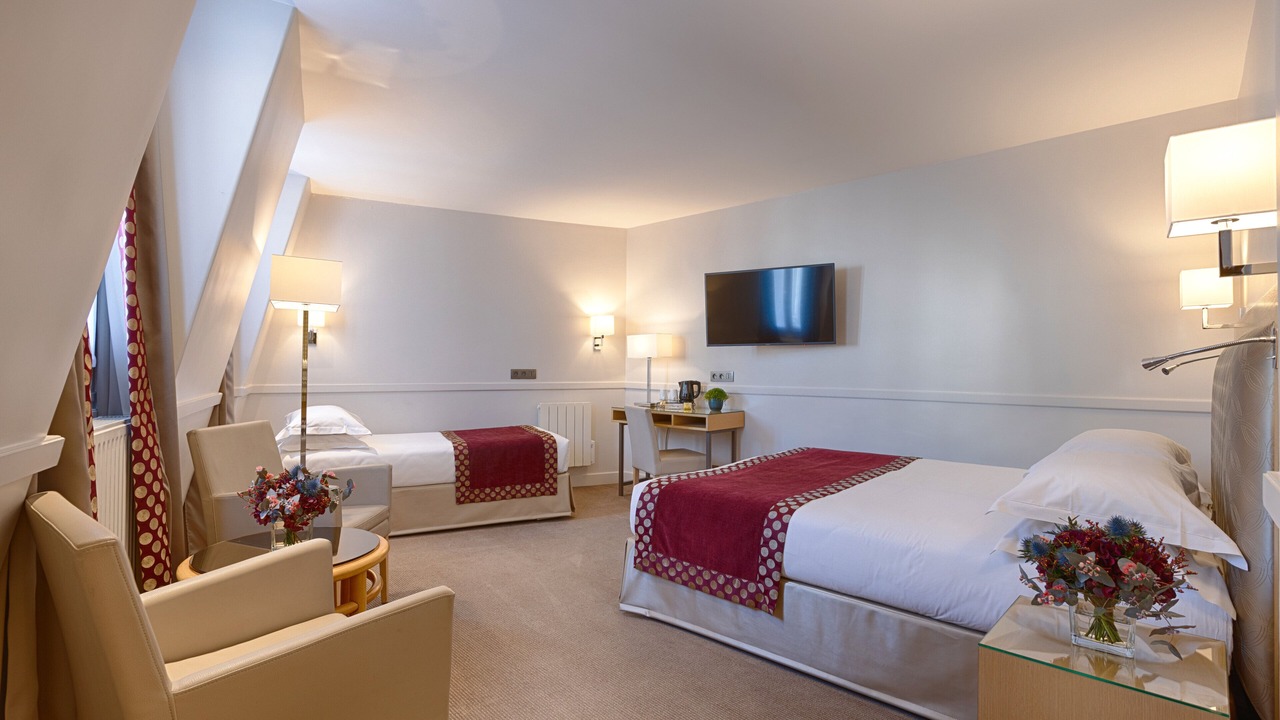 Photo of Bedroom in Chaillot