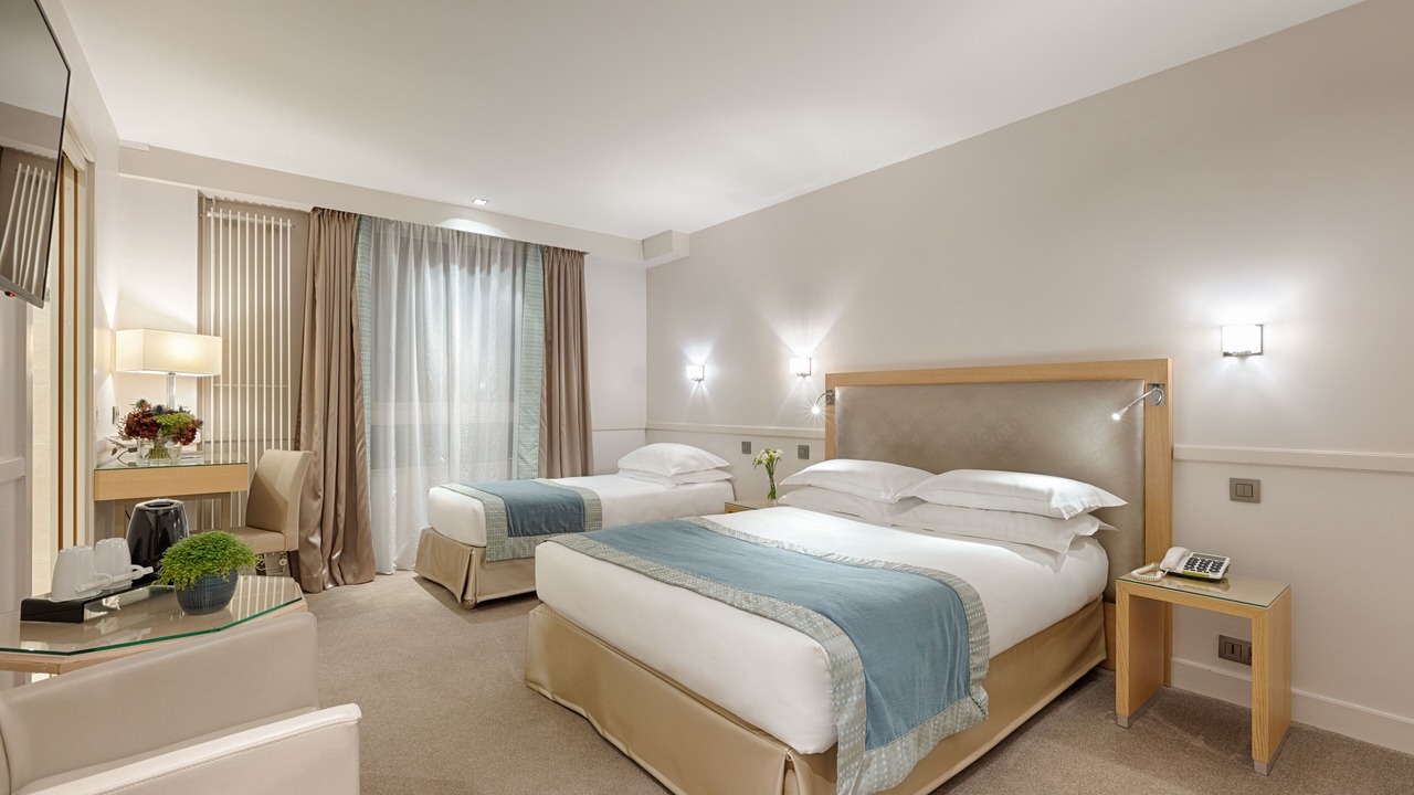 Photo of Bedroom in Chaillot