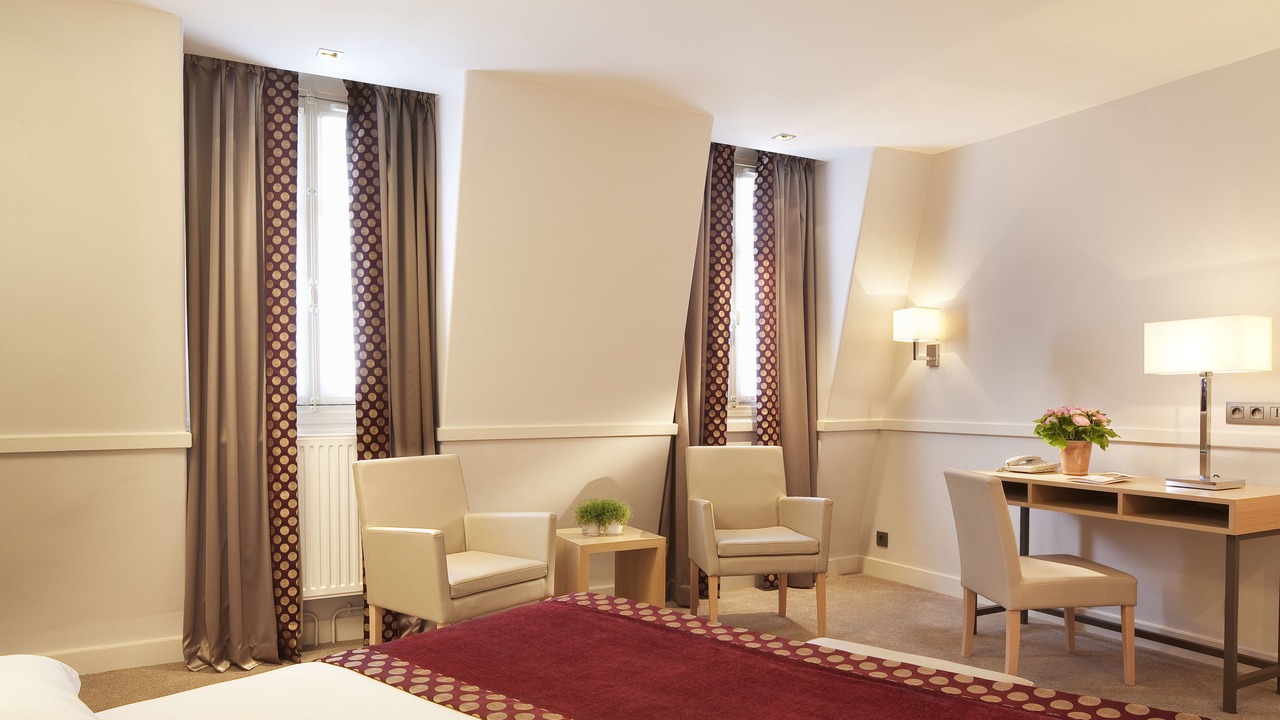 Photo of Bedroom in Chaillot