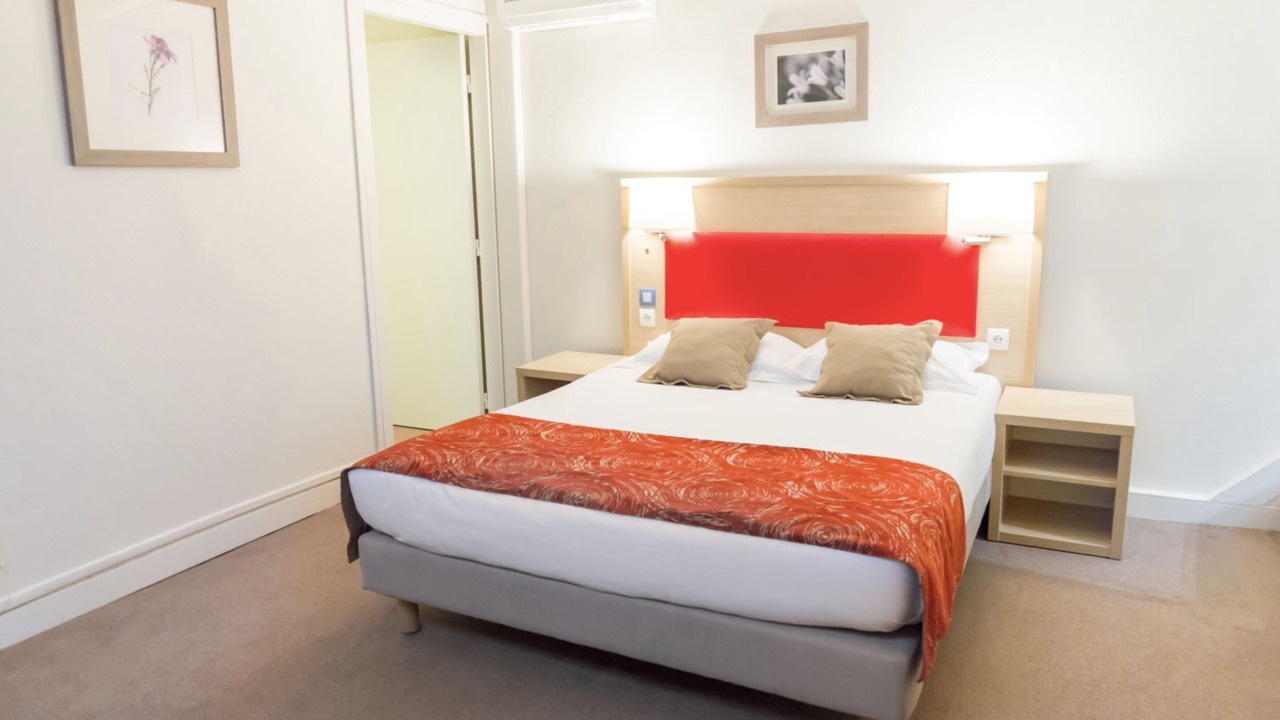 Photo of Bedroom in Saint-Merri
