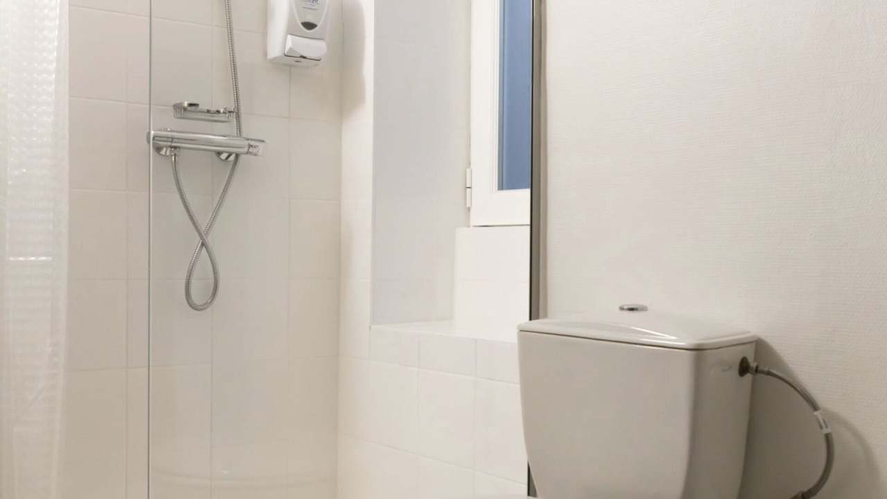 Photo of Bathroom in Saint-Merri