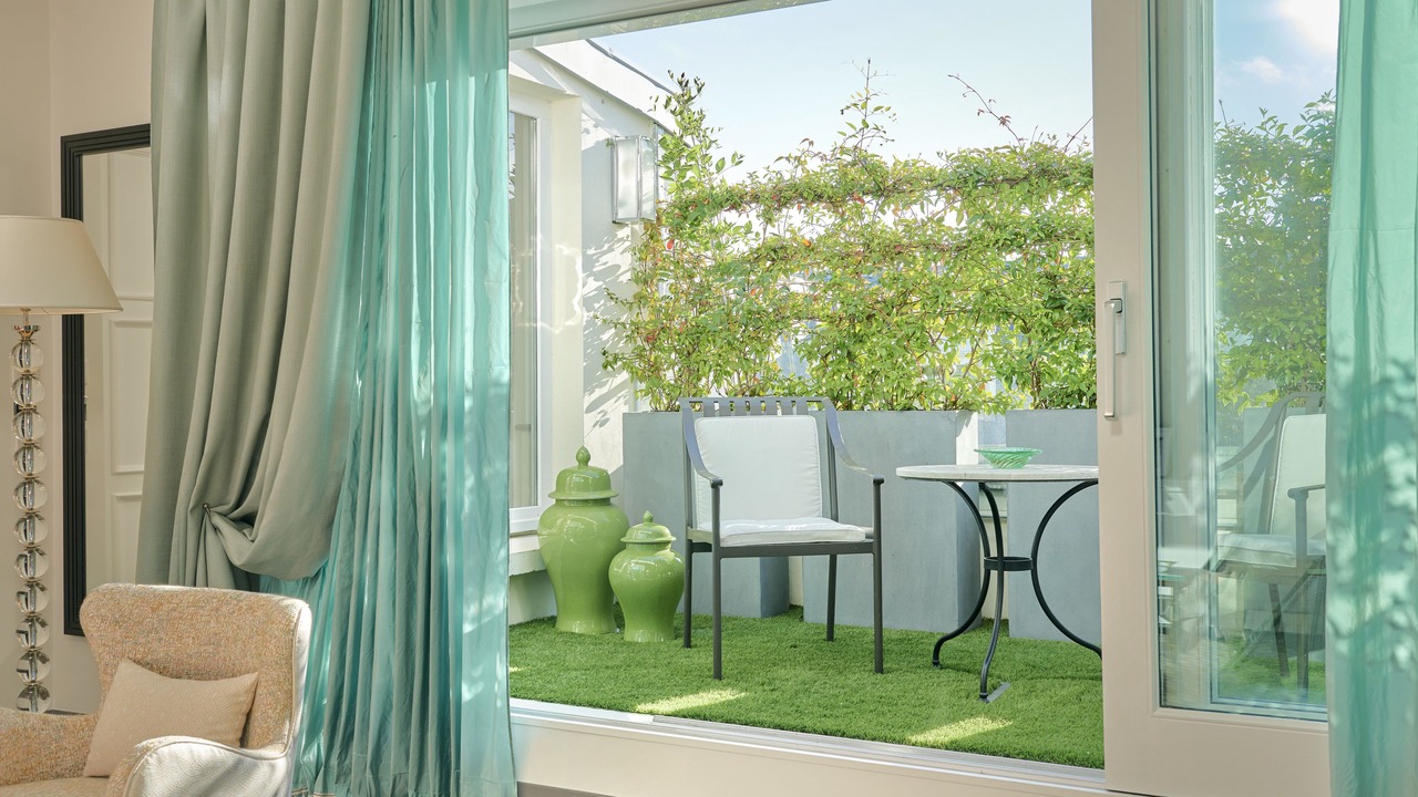 Photo of Patio Balcony in Quartier de la Place-Vendome