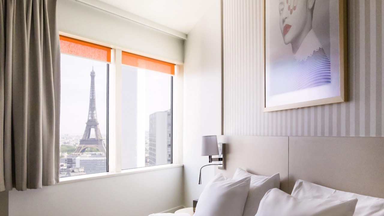 Photo of Bedroom in Grenelle