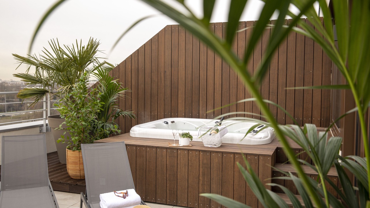 Photo of Patio Balcony in Le Port sous la Lune