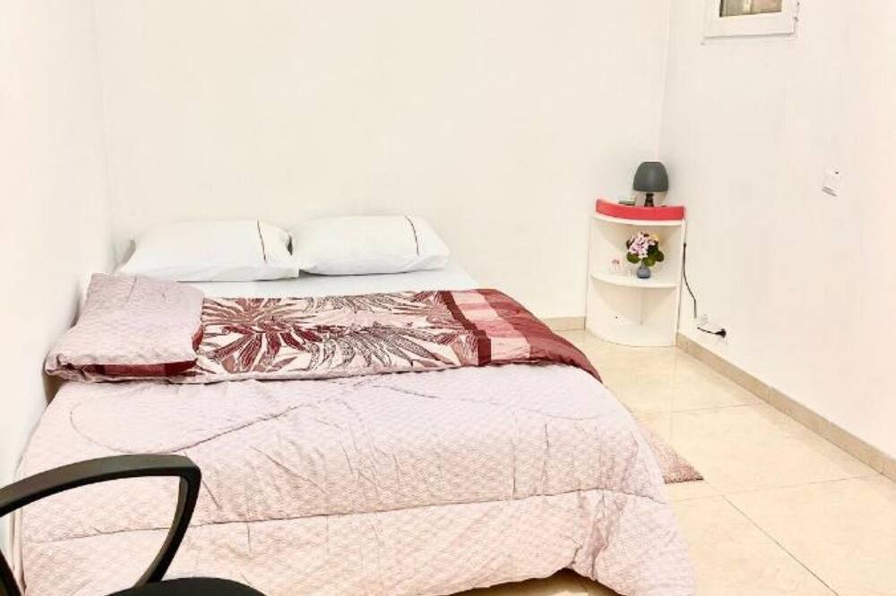 Photo of Bedroom in Bondy