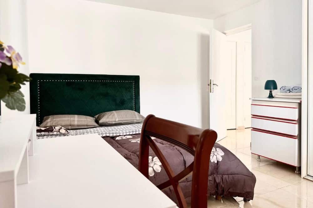 Photo of Bedroom in Bondy