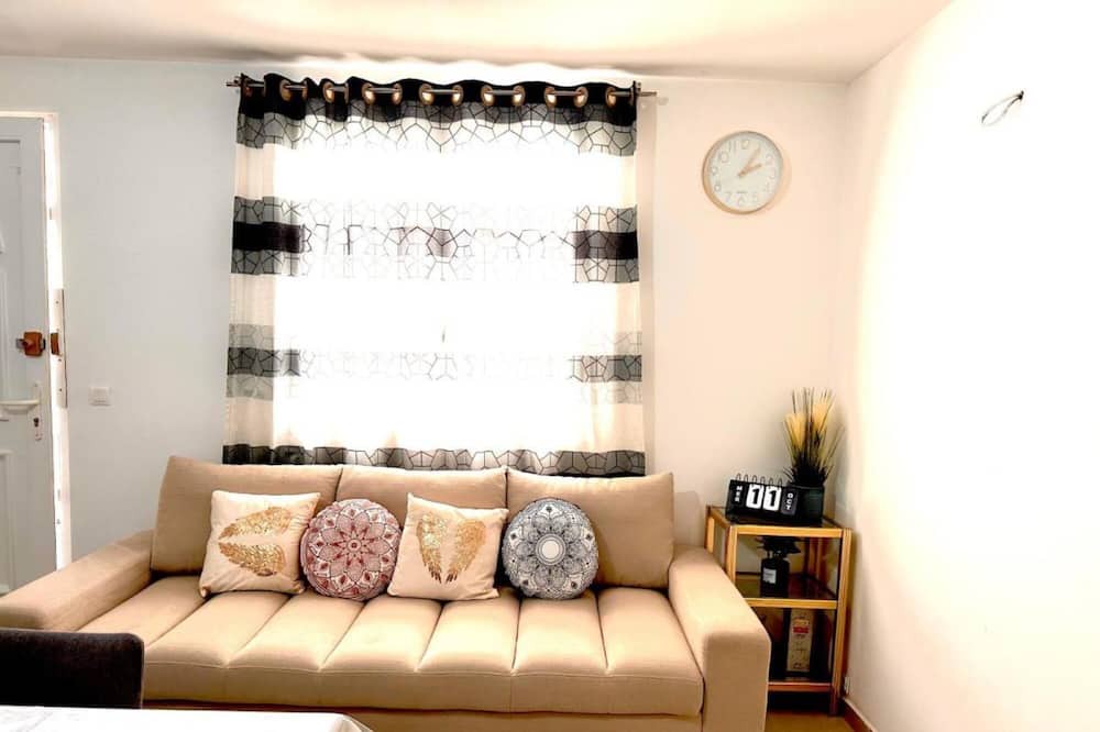 Photo of Livingroom in Bondy