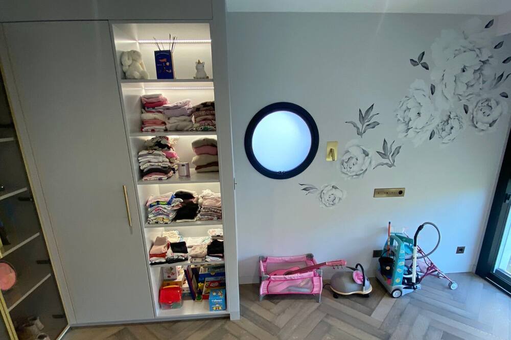 Photo of Bathroom in La Varenne Saint-Hilaire