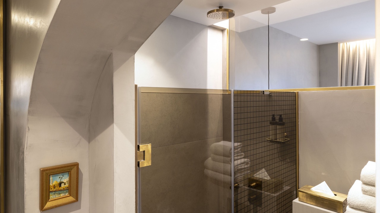 Photo of Bathroom in Saint-Victor