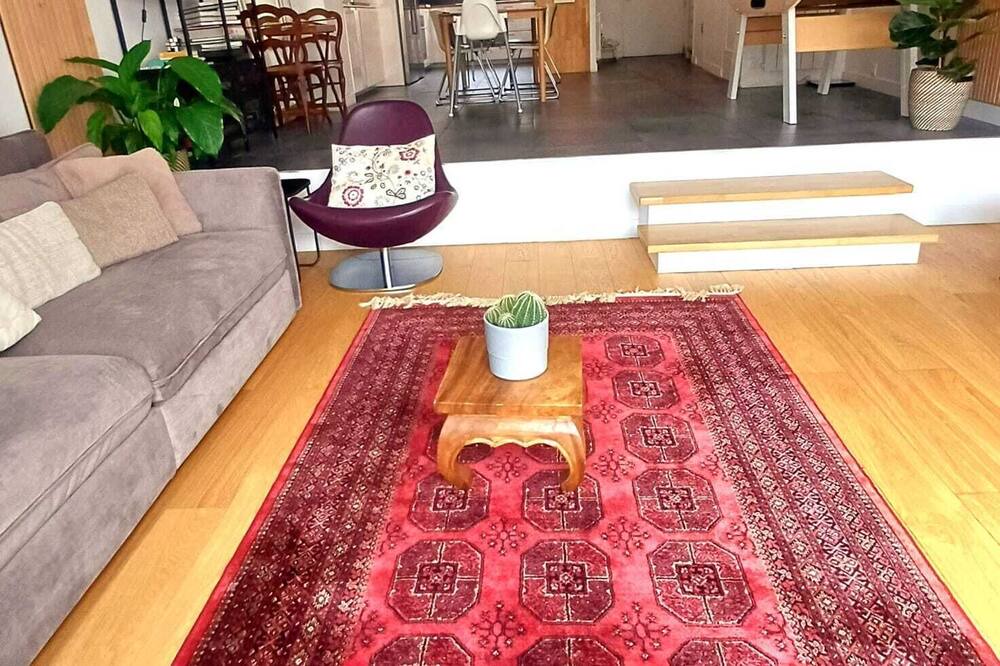 Photo of Livingroom in Rueil-Malmaison