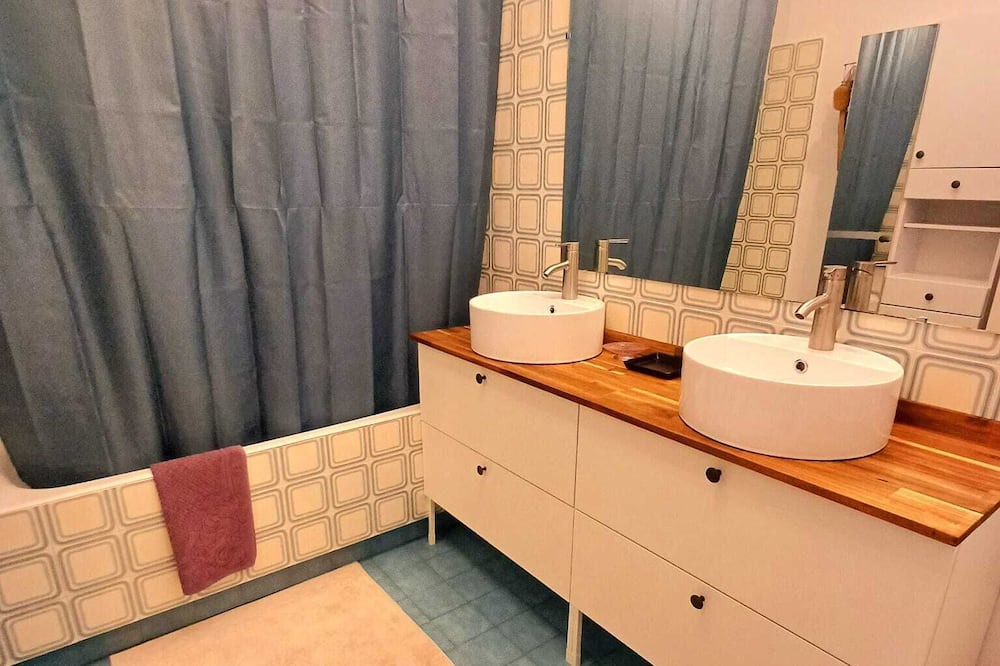 Photo of Bathroom in Rueil-Malmaison