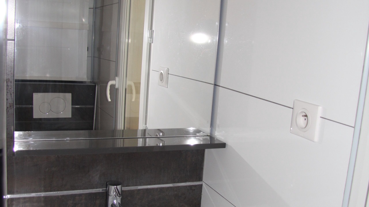 Photo of Bathroom in Bercy