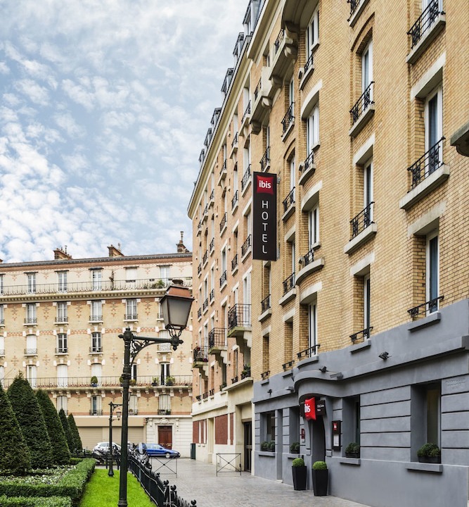Photo of Outdoor in Clichy