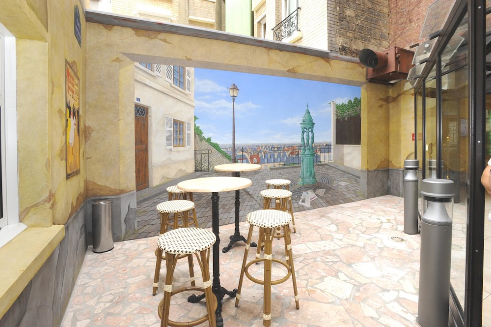 Photo of Patio Balcony in Clichy