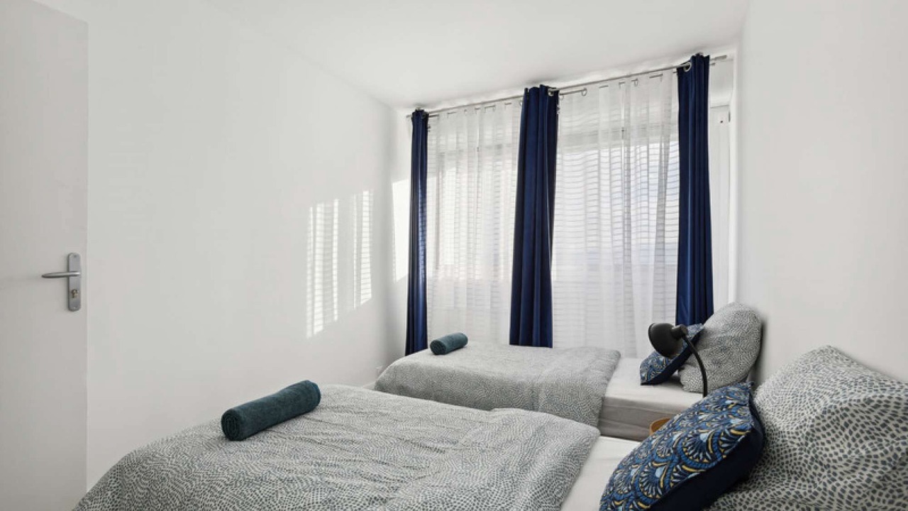 Photo of Bedroom in Colombes