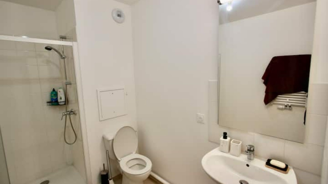 Photo of Bathroom in Noisy-le-Grand
