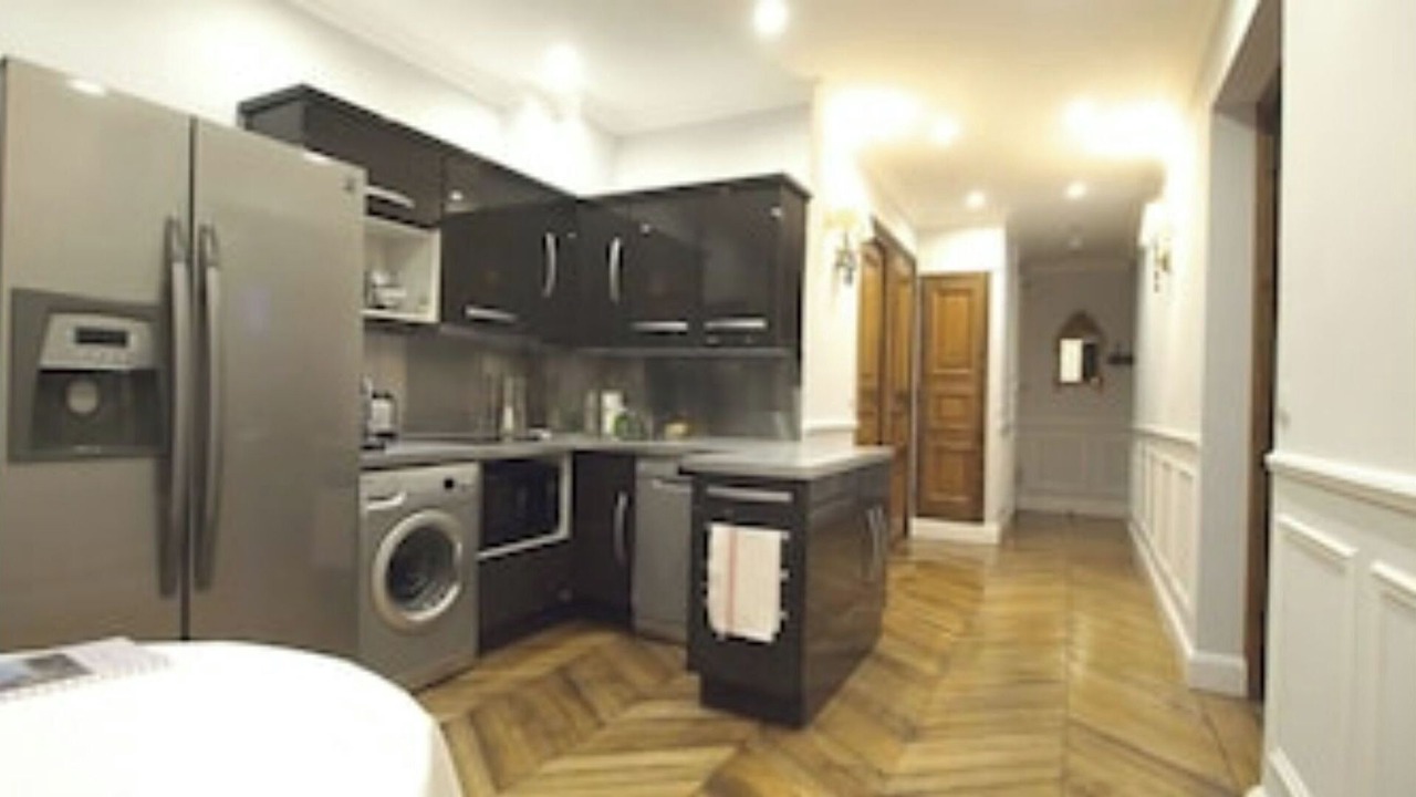 Photo of Kitchen in Saint-Merri