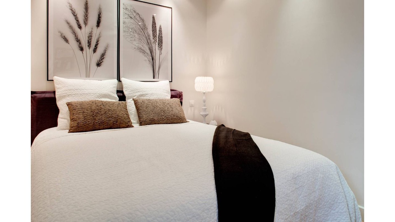 Photo of Bedroom in 3rd Arrondissement