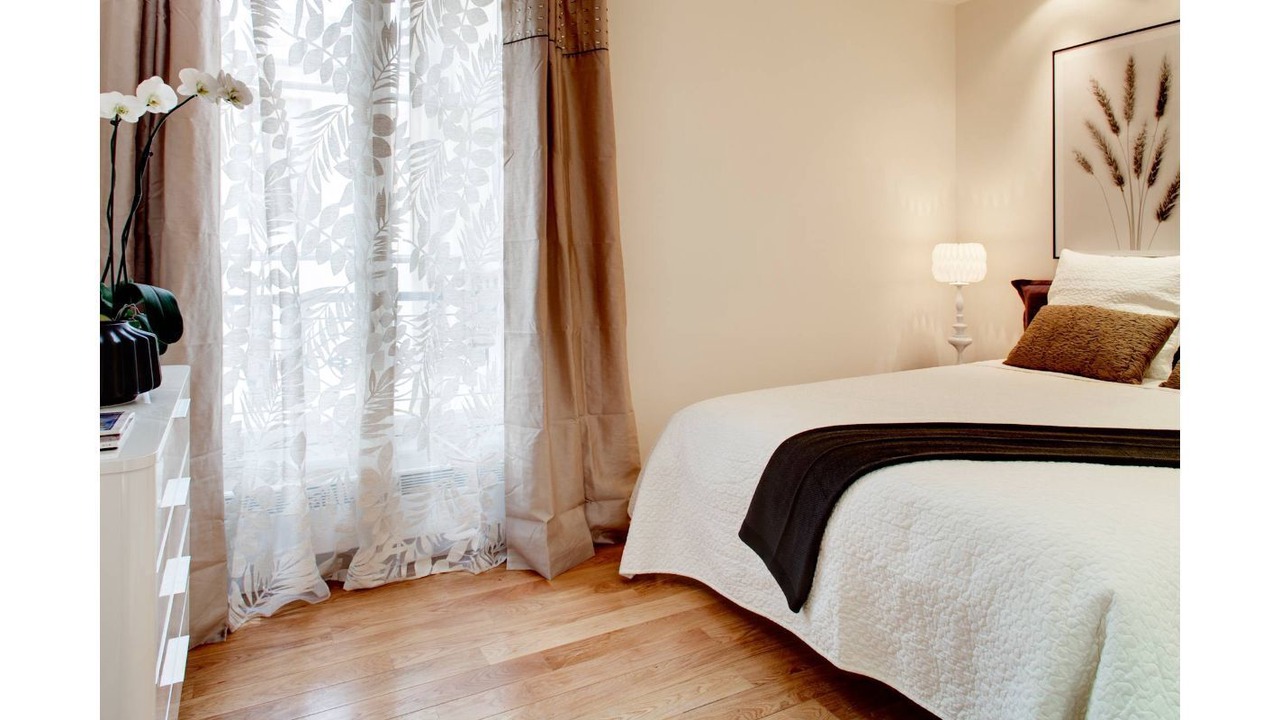 Photo of Bedroom in 3rd Arrondissement
